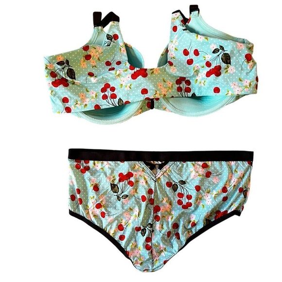Torrid 40D T-Shirt Bra & Large Cheeky XO Back Panty Teal Cherry Floral Print - Picture 5 of 10